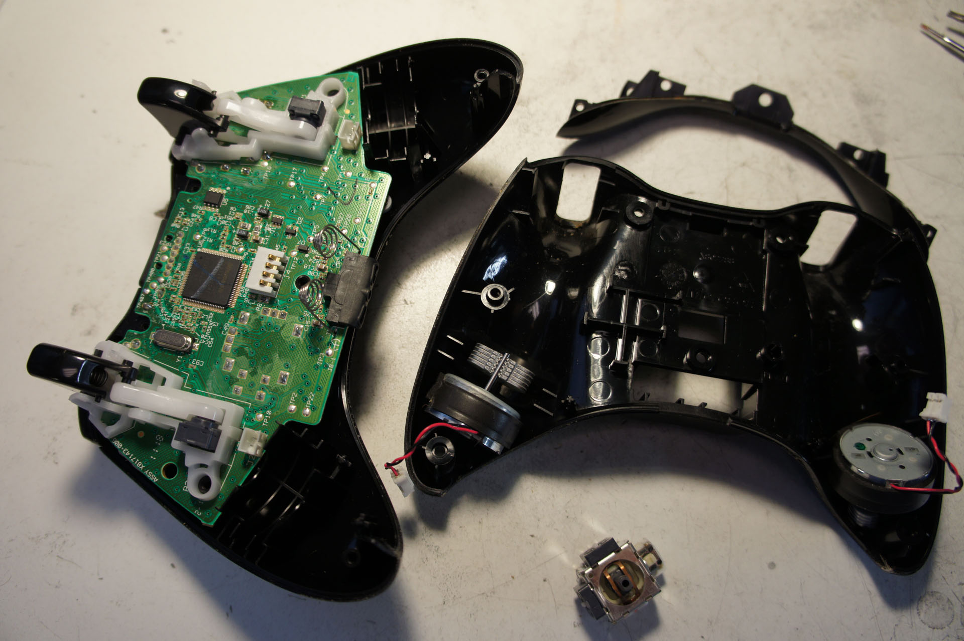 smashed xbox one controller